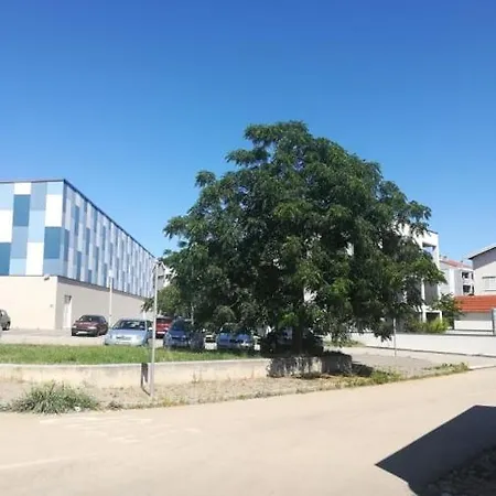 Apartamento Lika *